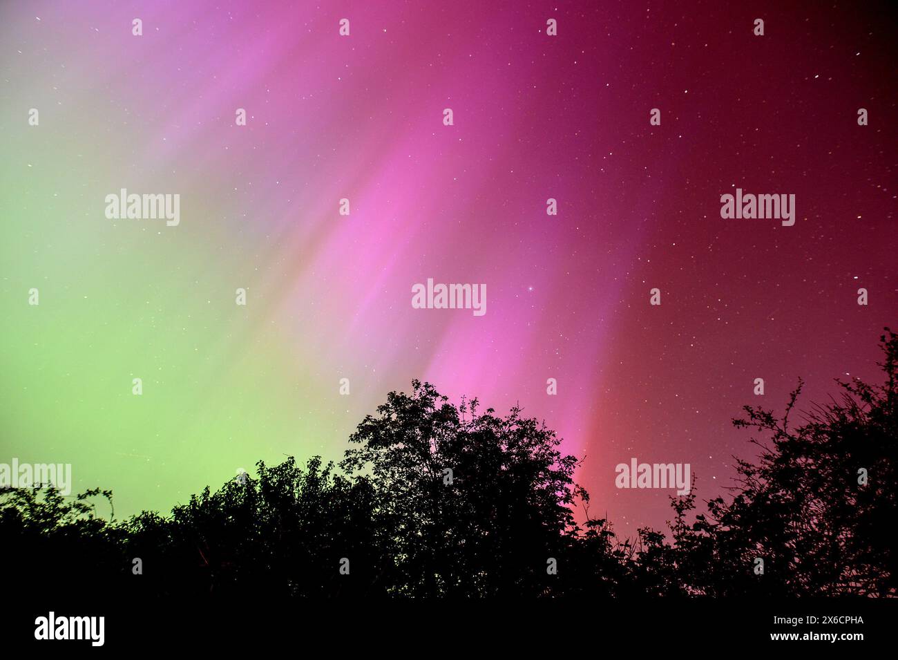 Northern Lights / Aurora Borealis visible south of Maidstone in Kent