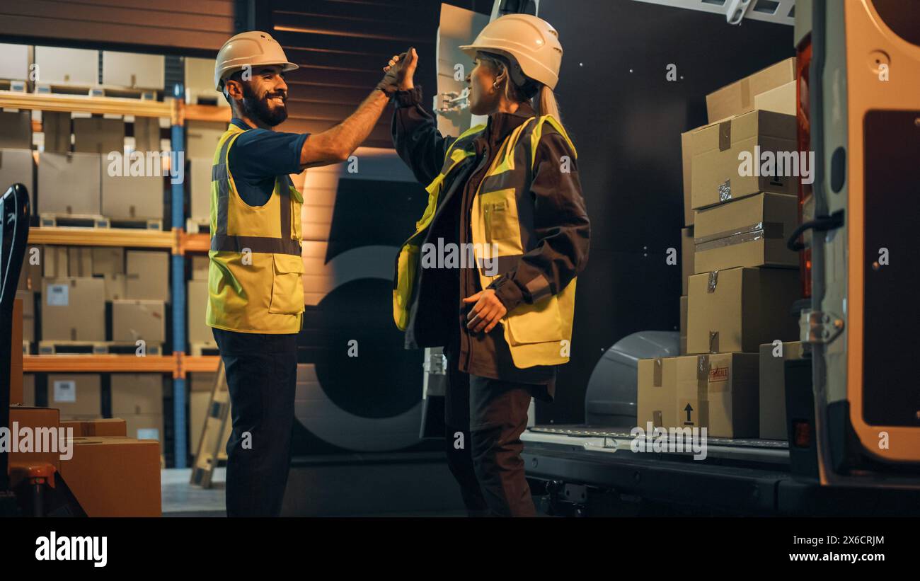 High five team logistics hi-res stock photography and images - Alamy
