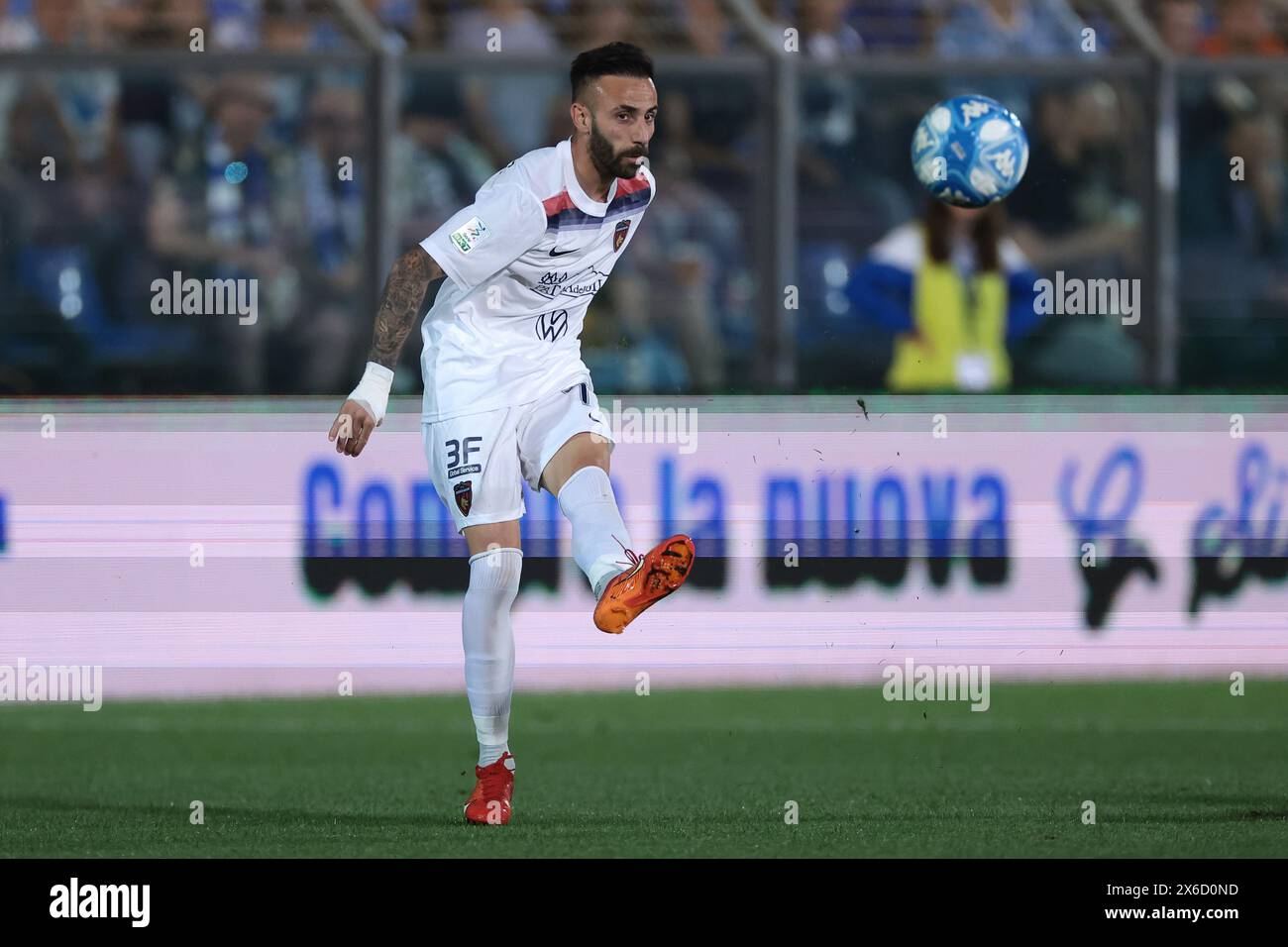 Como, Italy. 10th May, 2024. Manuel Marras of Cosenza Calcio during the Serie B match at Stadio Giuseppe Sinigaglia, Como. Picture credit should read: Jonathan Moscrop/Sportimage Credit: Sportimage Ltd/Alamy Live News Stock Photo