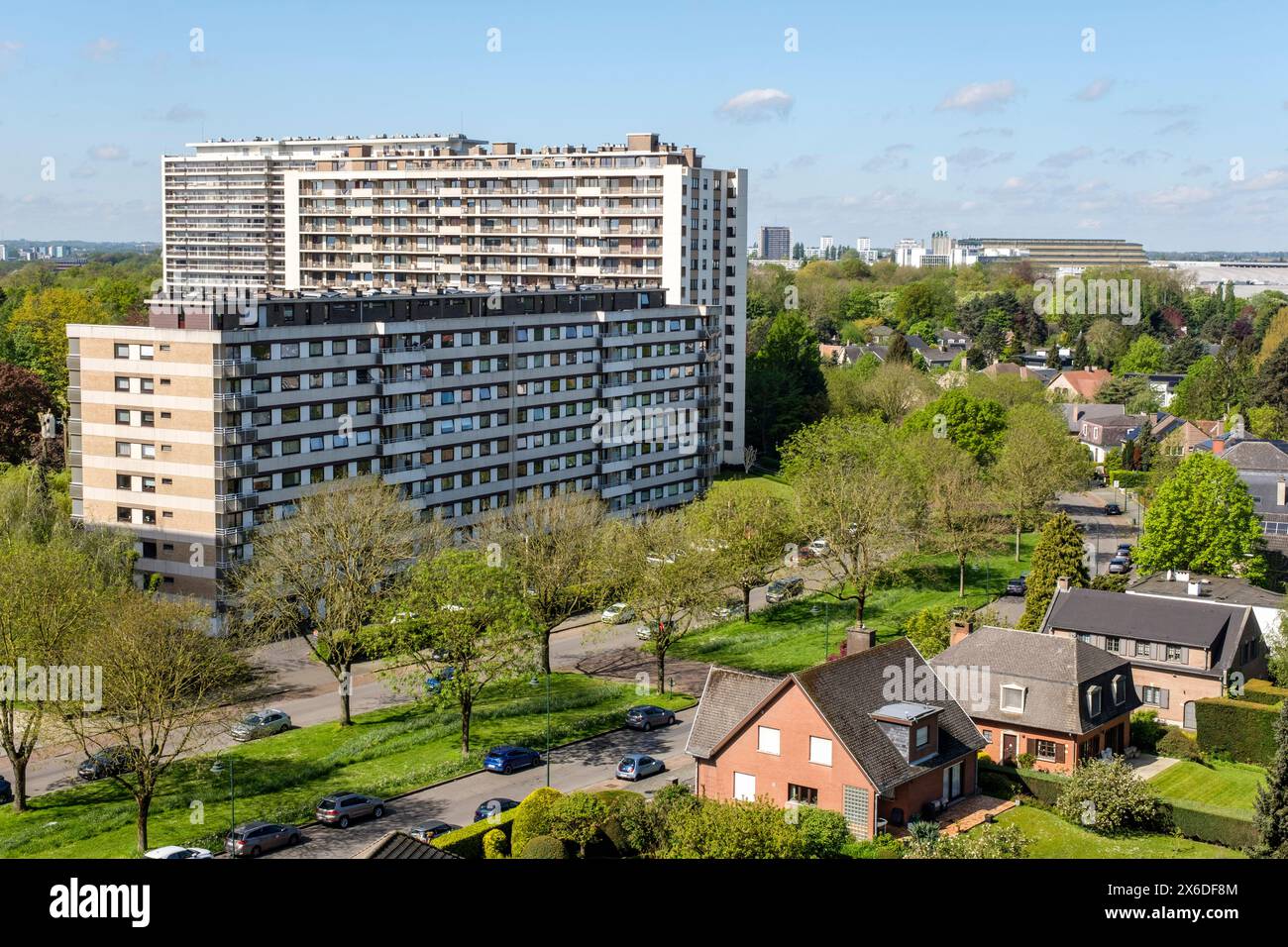 Immeubles d'appartements à la limite de Laeken et Neder-over-Hembeek | Apartment buildings on the border of Laeken and Neder-over-Hembeek Maisons au p Stock Photo