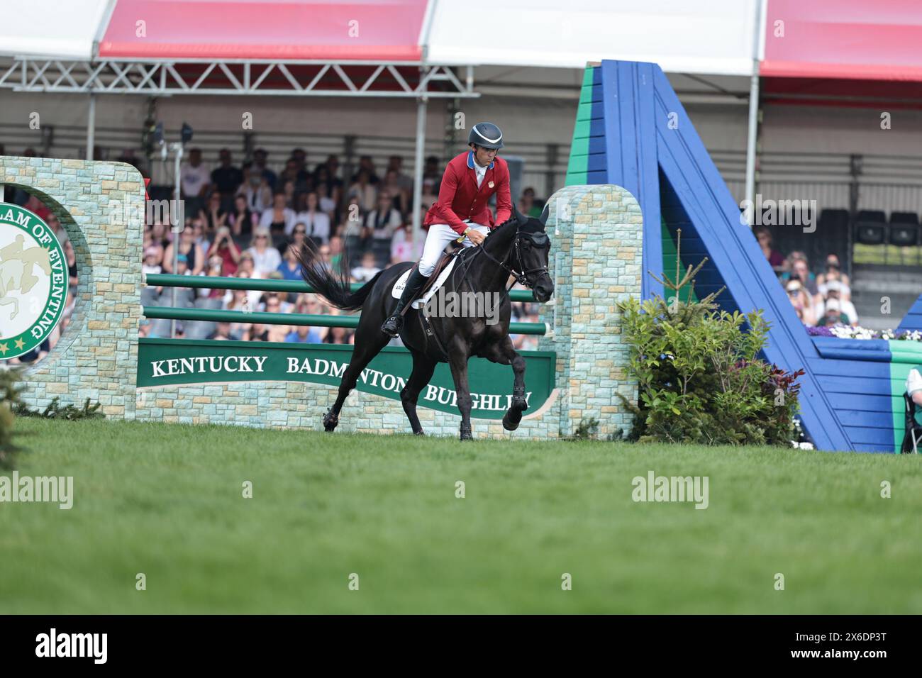 Boyd Martin of the United States with Tsetserleg Tsf during showjumping ...