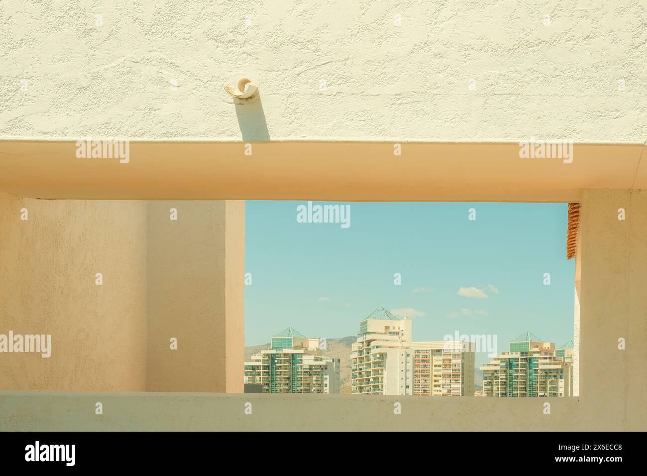 details-of-costa-blanca-spain-view-to-modern-residential-building-in-benidorm-2X6ECC8.jpg