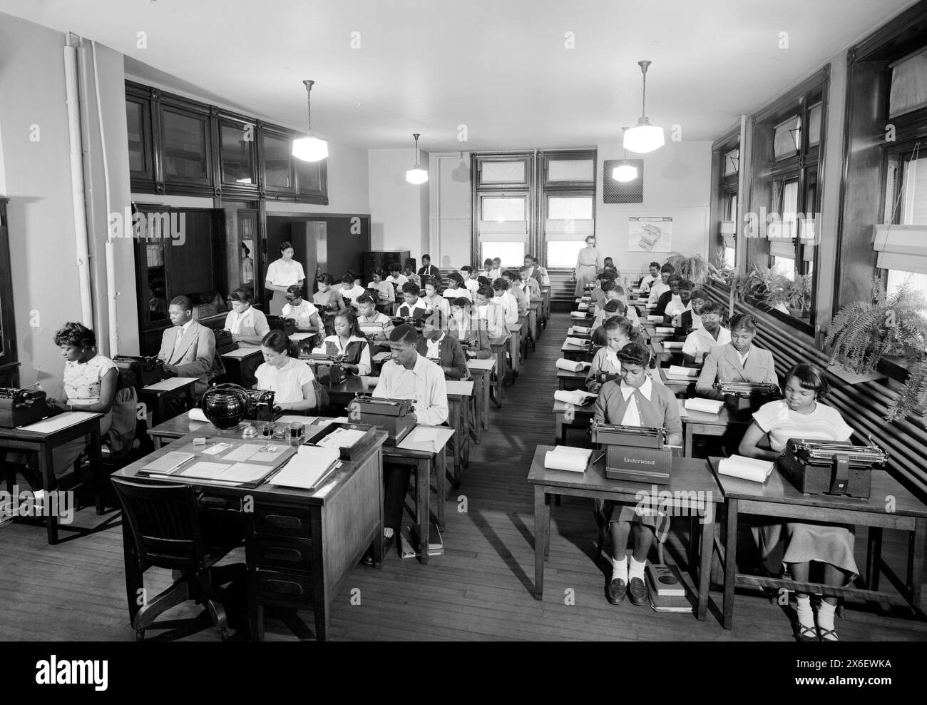 African American students in class learning how to type at segregated Robert Gould Shaw Junior High School, Washington, D.C., USA, Robert H. McNeill, Robert H. McNeill Family Collection, November 1949 Stock Photo