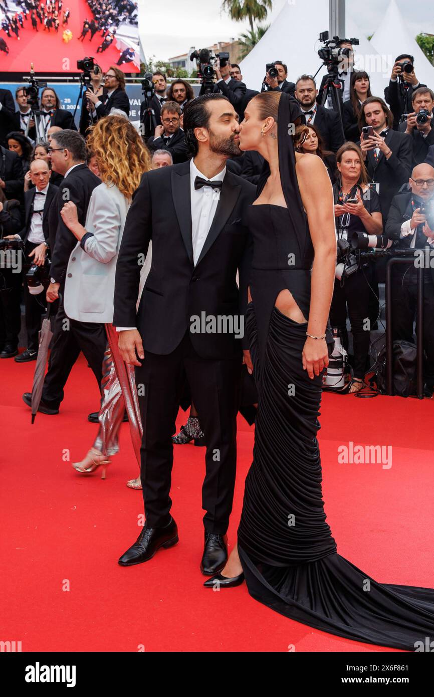 Festival de Cannes - Premiere - Le Deuxieme Acte R Gonzalez Romero and Fernanda Liz bei der Eröffnung der 77. Cannes Film Festspiele im Palais de Festival und der Premiere Le Deuxieme Acte  The Second Act  am 14.05.2024 in Cannes. *** Festival de Cannes Premiere Le Deuxieme Acte R Gonzalez Romero and Fernanda Liz at the opening of the 77 Cannes Film Festival at the Palais de Festival and the premiere Le Deuxieme Acte The Second Act on 14 05 2024 in Cannes Copyright: xEventpressxKochanx Stock Photo