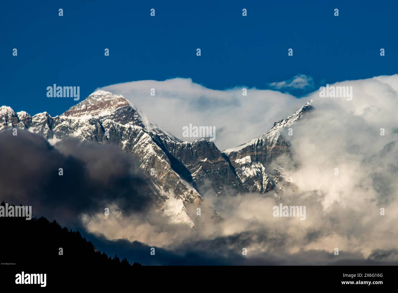 Everestadventure hires stock photography and images