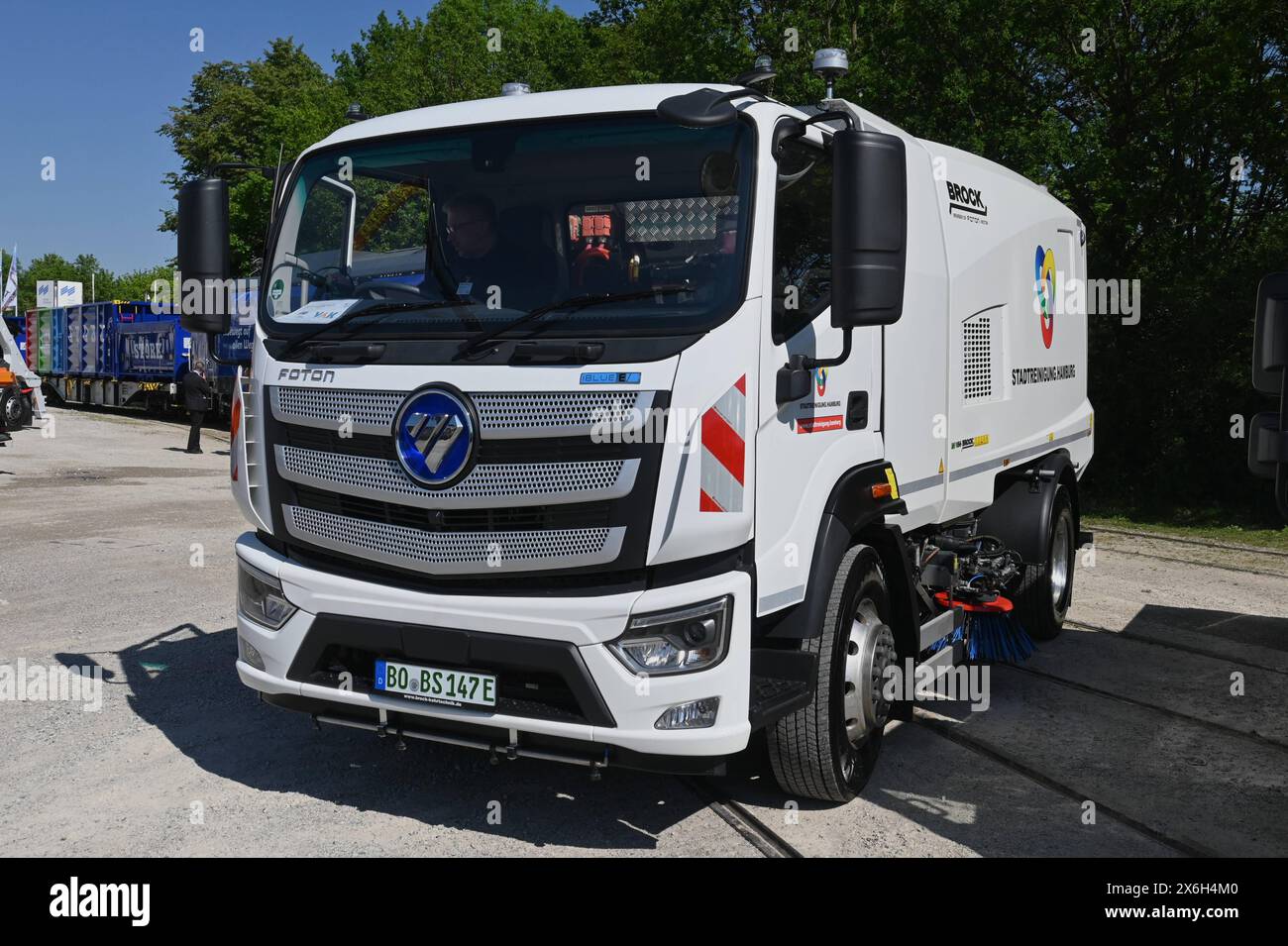 Ifat Munich 2024, Weltleitmesse für Umwelttechnologien und Fachmesse für Abwassertechnik, Abfall- und Rohstoffwirtschaft auf dem Gelände der Messe München. Foto: Foton IBlue, Beiqi Foton Motor, Electric-Truck, LKW aus China *** Ifat Munich 2024, the worlds leading trade fair for environmental technologies and trade fair for wastewater technology, waste and raw materials management at Messe München Photo Foton IBlue, Beiqi Foton Motor, Electric Truck, truck from China Stock Photo