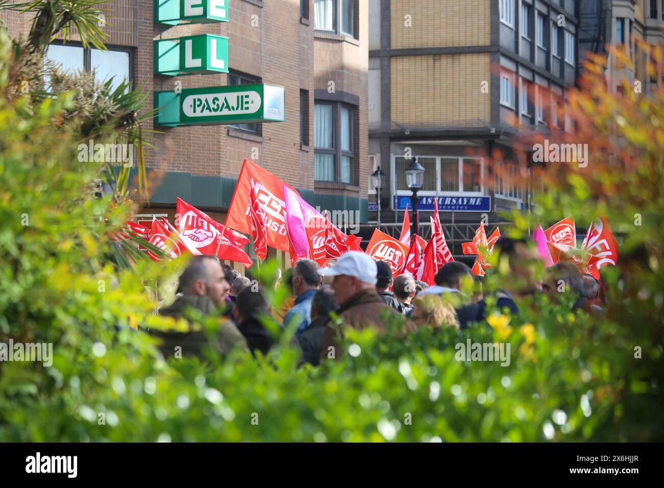 Gijón, Spain, May 14, 2024: Flags of the majority unions, CCOO and UGT during the Rally on the Metal Sector Agreement, on May 14, 2024, in Gijón, Spain. (Photo by Alberto Brevers/Pacific Press) Credit: Pacific Press Media Production Corp./Alamy Live News Stock Photo