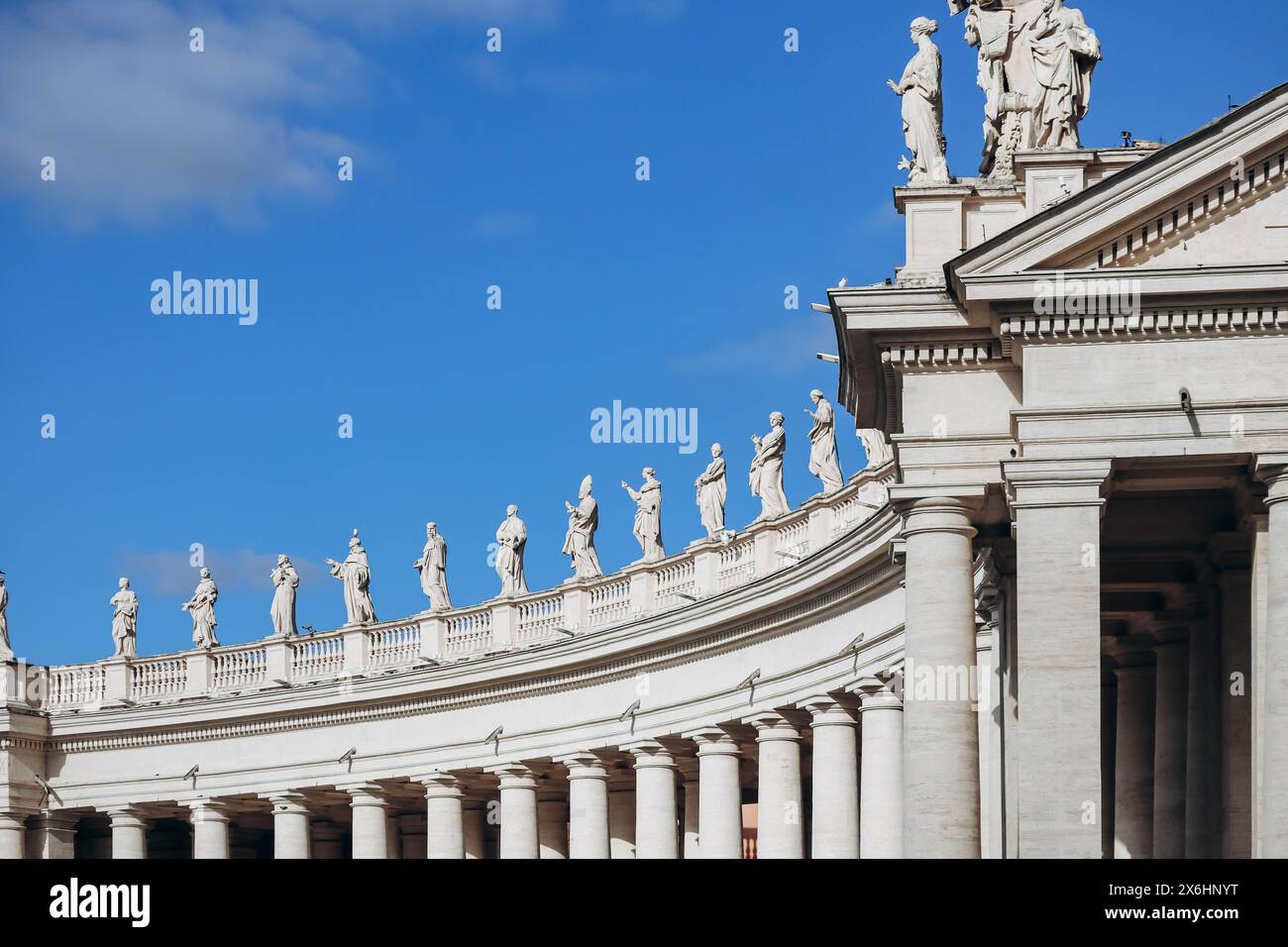 Saint Peter Rennaissance The Papal Basilica of Saint Peter in the Vatican, or simply Saint Peter ...