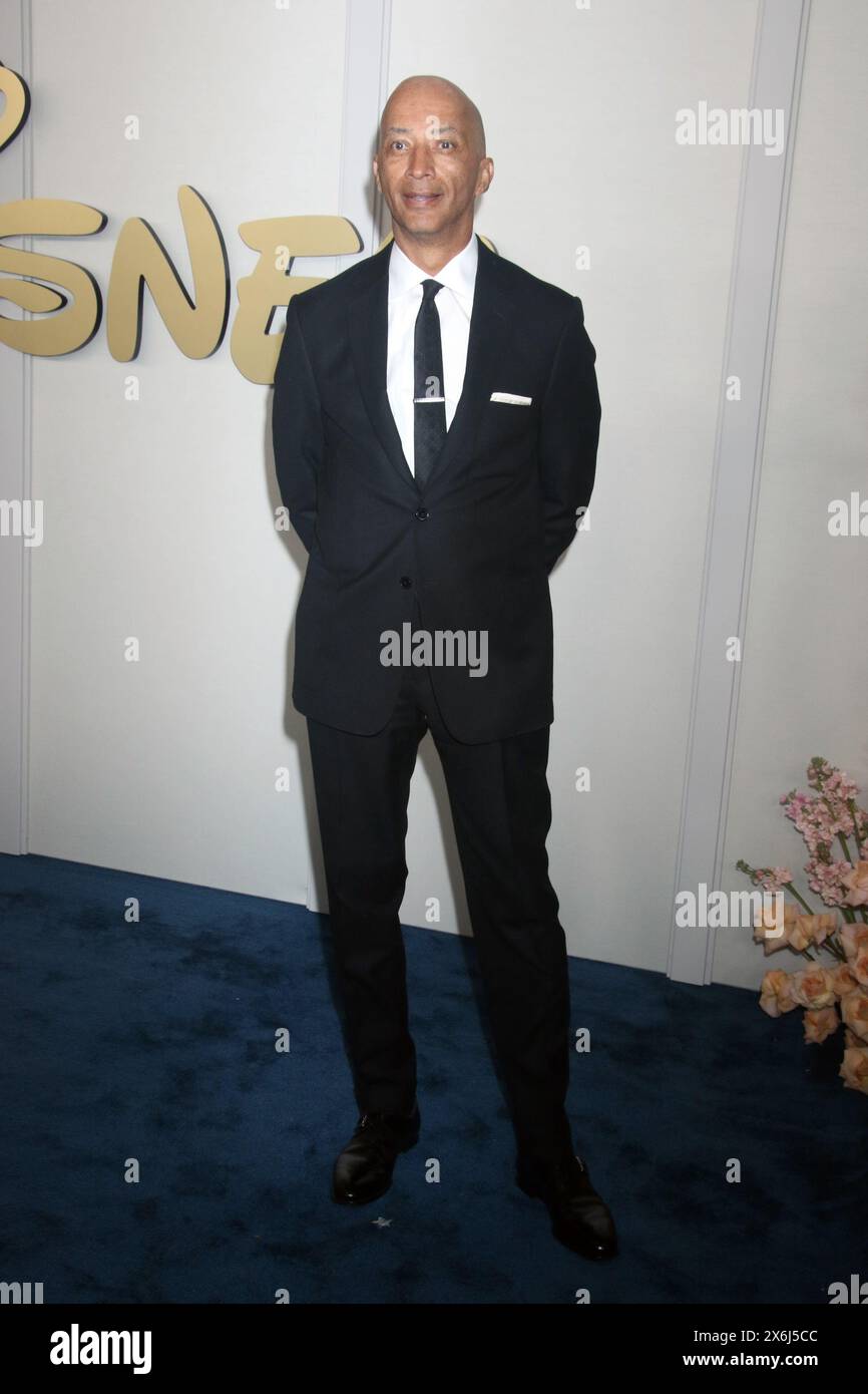 Byron pitts 2024 upfront hi-res stock photography and images - Alamy