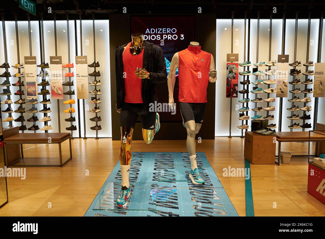 Adidas sunway putra mall best sale