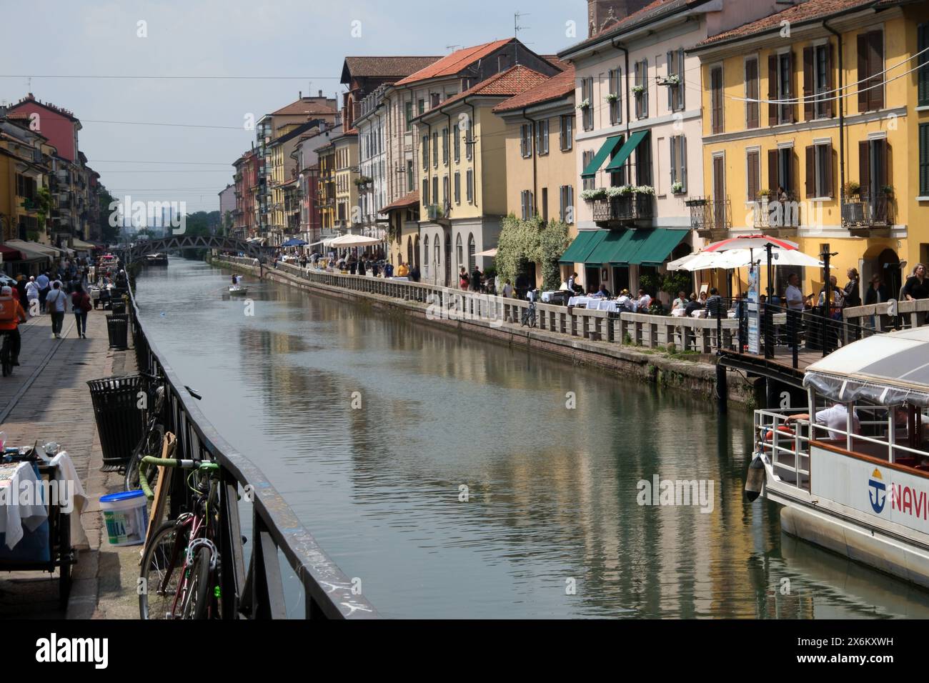 Milans grand canal hi-res stock photography and images - Alamy