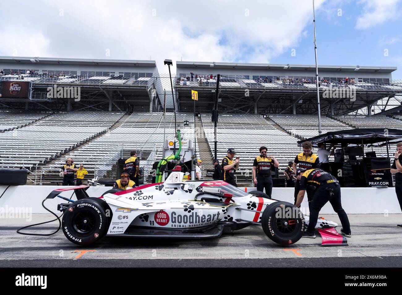 Speedway, In, USA. 15th May, 2024. The crew of AJ Foyt Racing prepare their race cars for the 108th Running of the Indianapolis 500 at Indianapolis Motor Speedway in Speedway IN. (Credit Image: © Grindstone Media Group/ASP) EDITORIAL USAGE ONLY! Not for Commercial USAGE! Stock Photo