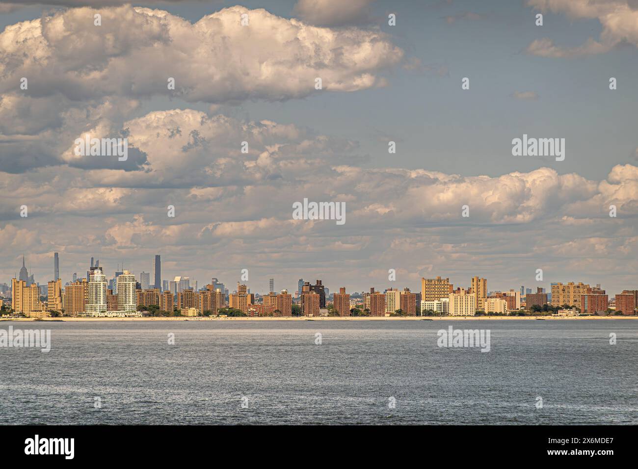 Coney Island Skyline Hi res Stock Photography And Images Alamy