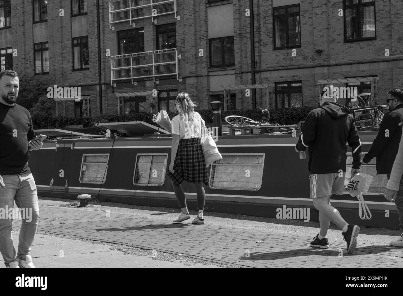 London Life at City Road Lock Stock Photo Alamy