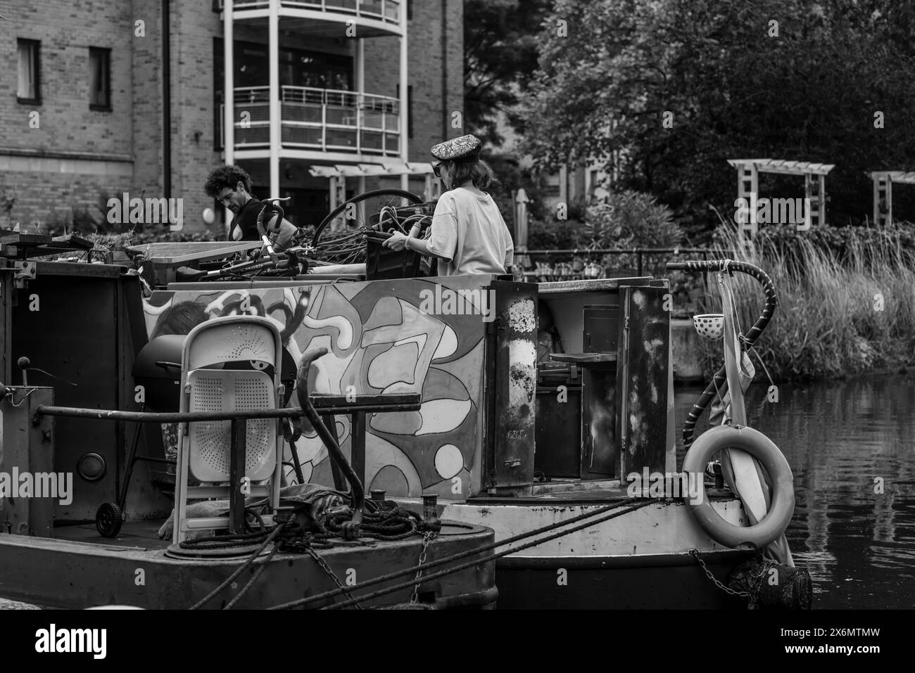 London Life at City Road Lock Stock Photo Alamy