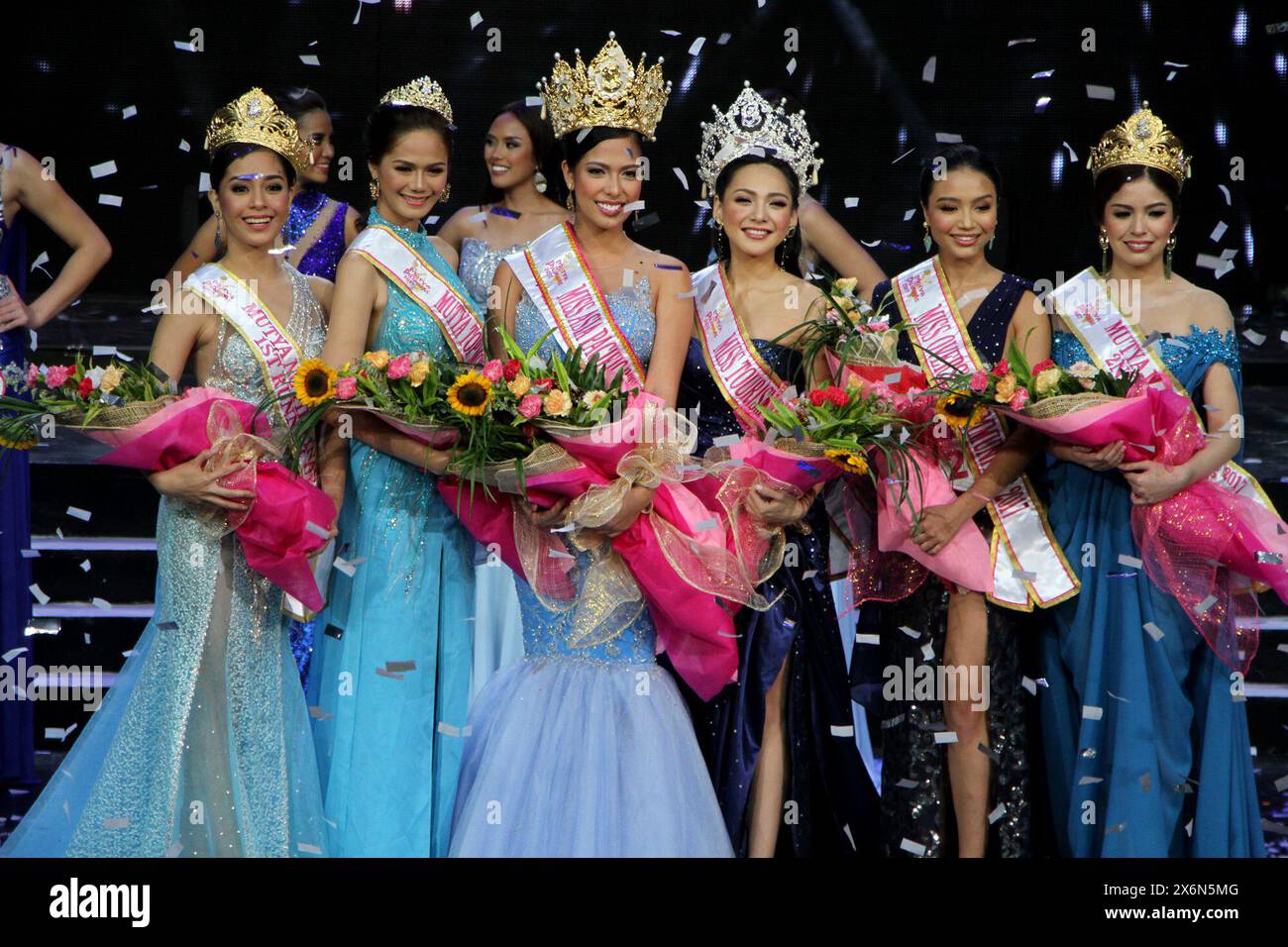 Philippines. 4th Aug, 2017. (Left to right) Mutya ng Pateros Angela Cada Sandigan crowned (Miss Mutya ng Pilipinas First Runner-Up 2017), Mutya ng Isabela Hannah Kayle Iglesia (Miss Mutya ng Pilipinas Top Model of the World 2017), Mutya ng Cebu Ilene Astrid De Vera crowned as Mutya ng Pilipinas Asia Pacific International 2017, Mutya ng Navotas City Jannie Loudette Alipo-on crowned as Mutya ng Pilipinas Tourism International 2017, Mutya ng Hawaii Savannah Mari Gankiewicz (Miss Mutya ng Pilipinas Overseas Community 2017) and Mutya ng Albay Sofia Marie Sibug (Miss Mutya ng Pilipinas 2017 2nd R Stock Photo