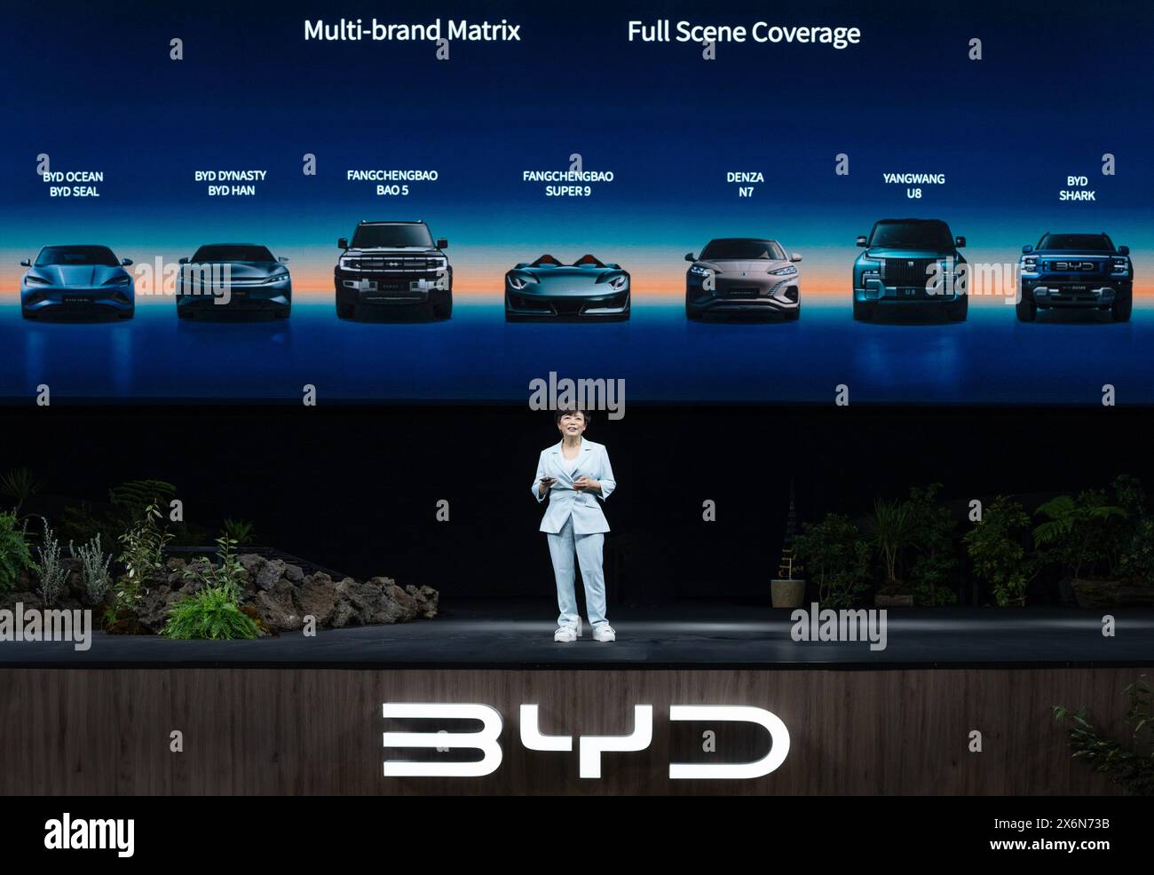 Byd shark hi-res stock photography and images - Alamy
