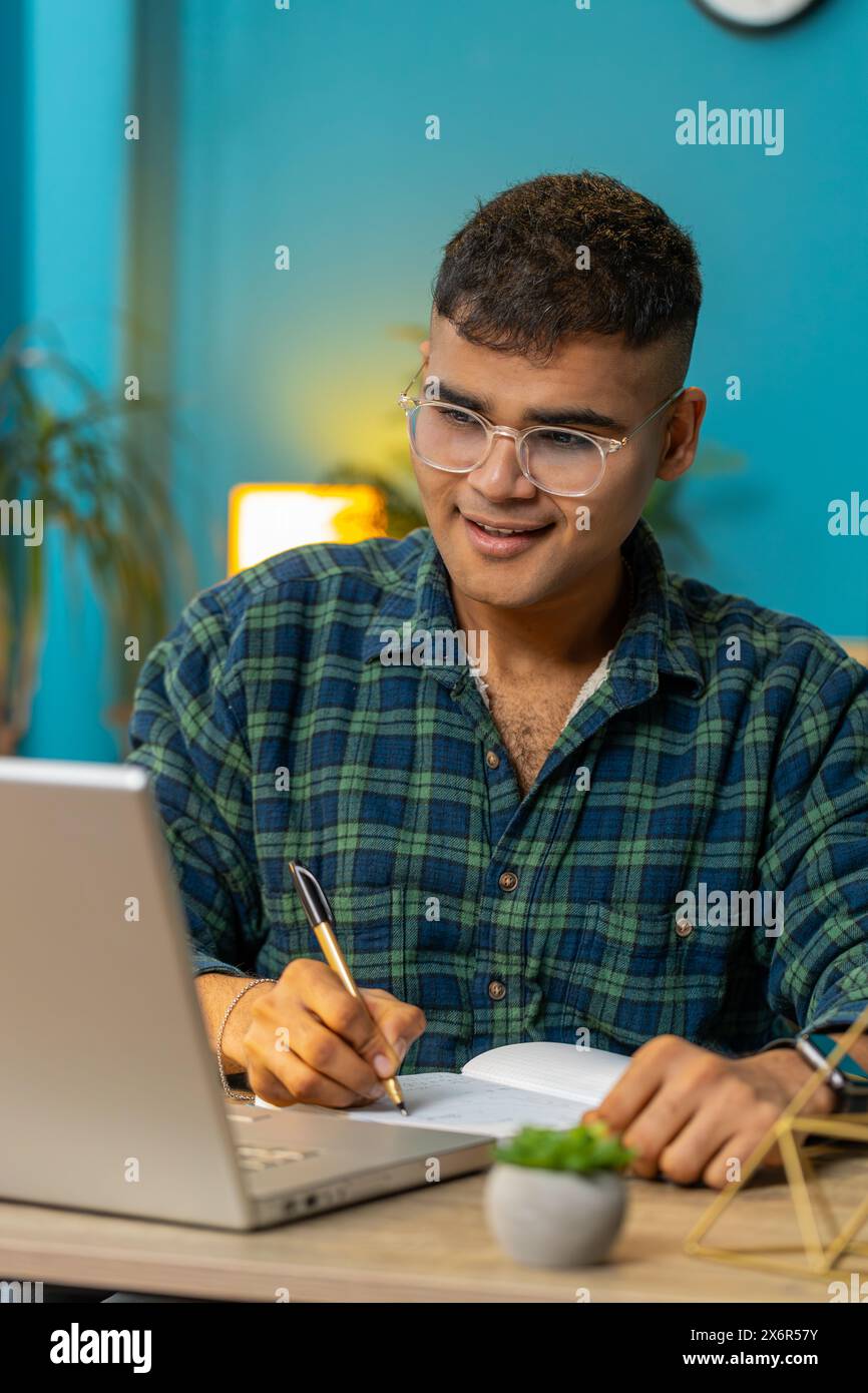 Hindu conference table hi-res stock photography and images - Alamy