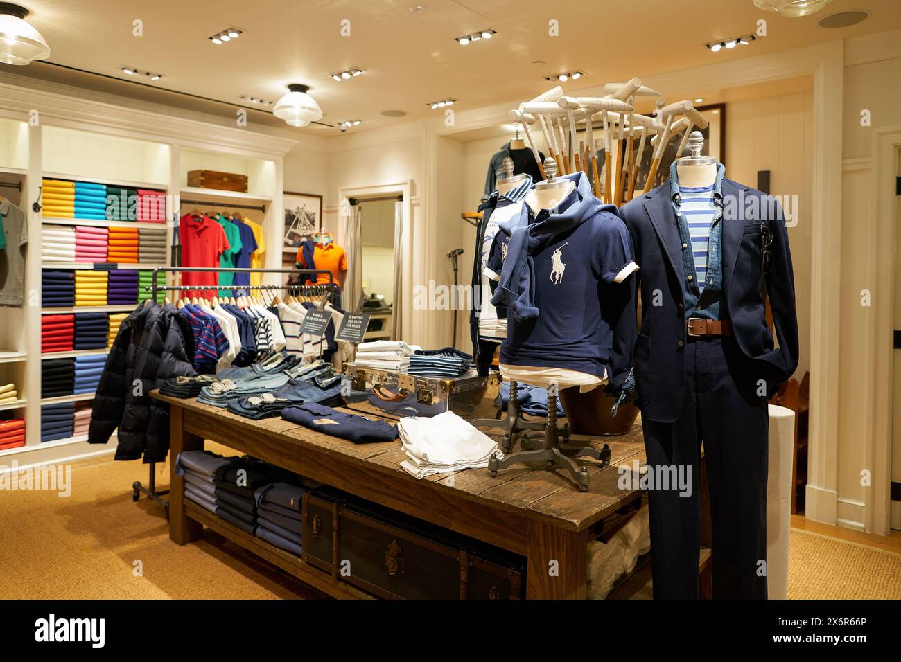 Polo ralph lauren outlet inside interior clothing apparel hi res stock photography and images Alamy