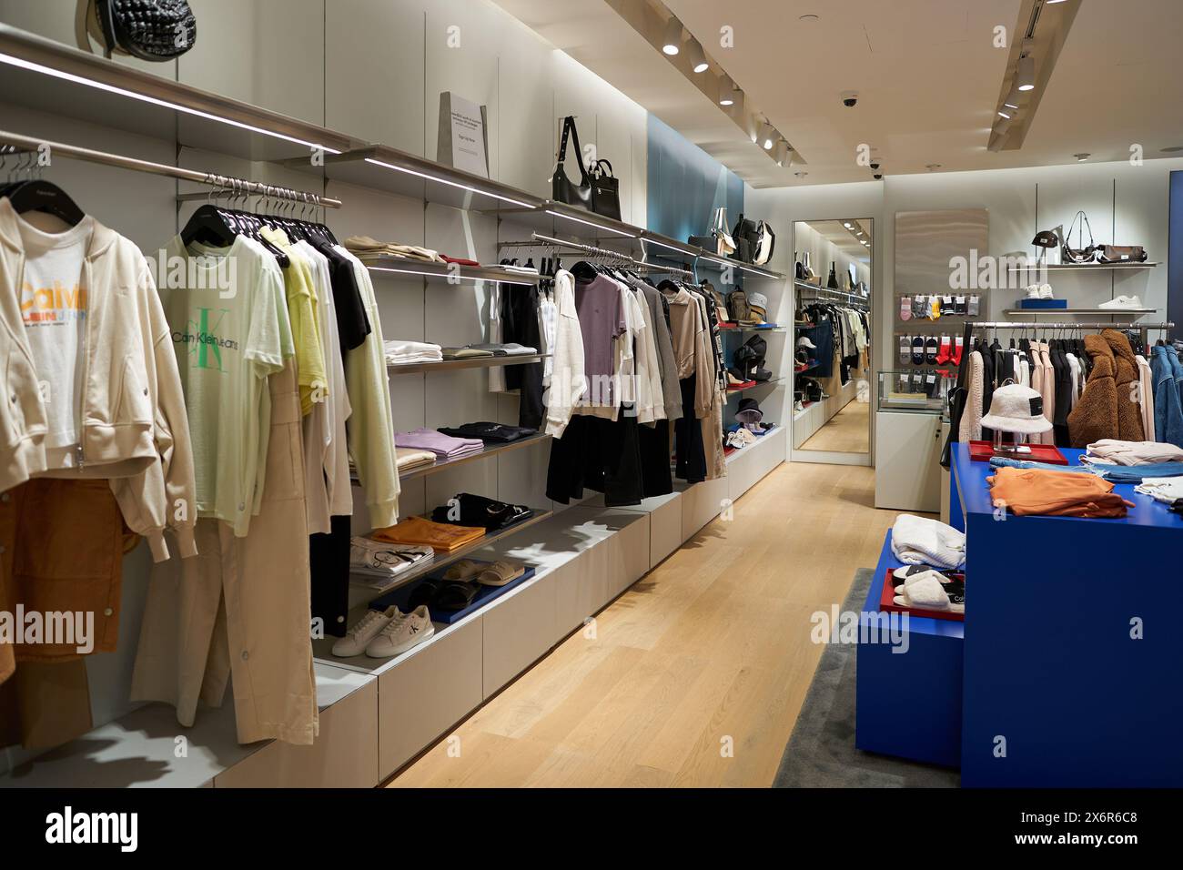 Calvin klein boutique hi res stock photography and images Page 4 Alamy