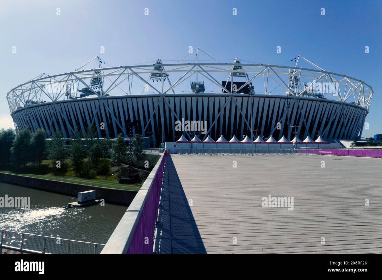 Wide-Angle View of the Olympic Stadium, next to the River Lee, in the Queen Elizabeth II Olympic Park, during the 2012 London Paralympic Games.. Stock Photo