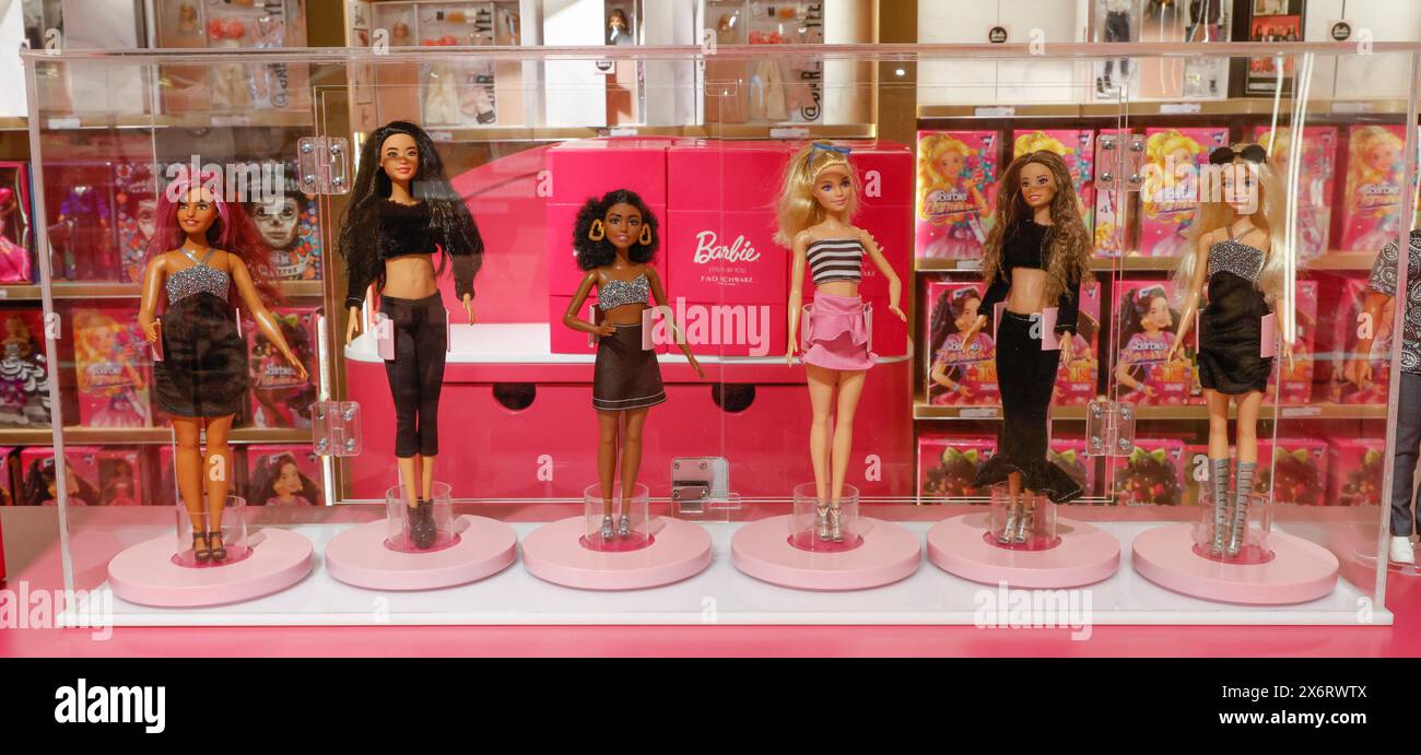 Barbie signature hi-res stock photography and images - Alamy