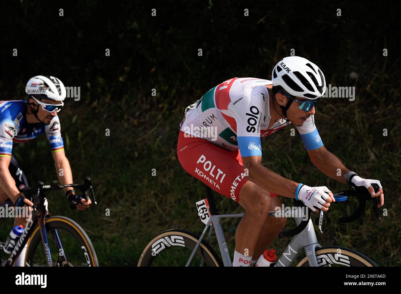 Italia. 16th May, 2025. Julian Alaphilippe (SoudalQuickStep) and Mirco