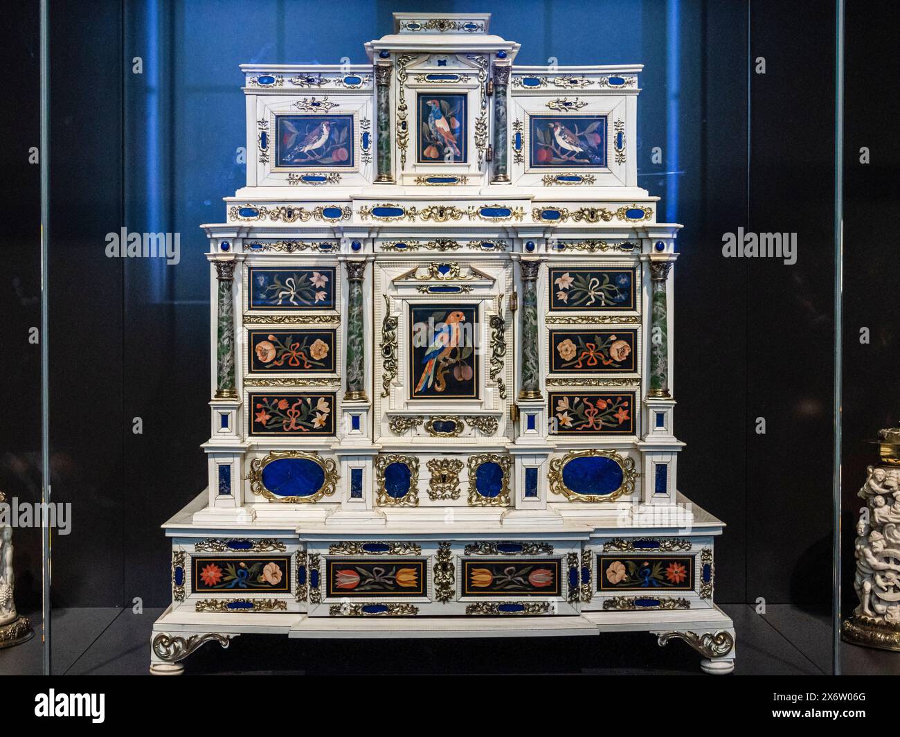 amsterdam0セット売り Dutch Settlers Arrive in New Amsterdam, 1600s Print. Art Prints