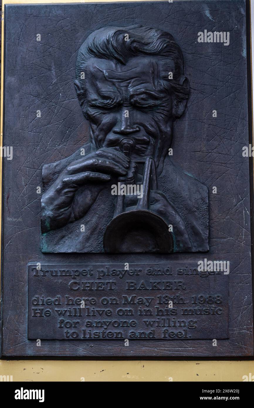 memorial plaque to Chet Baker, at the place where he died, Prins Hendrik Hotel, Amsterdam, Netherlands. Stock Photo