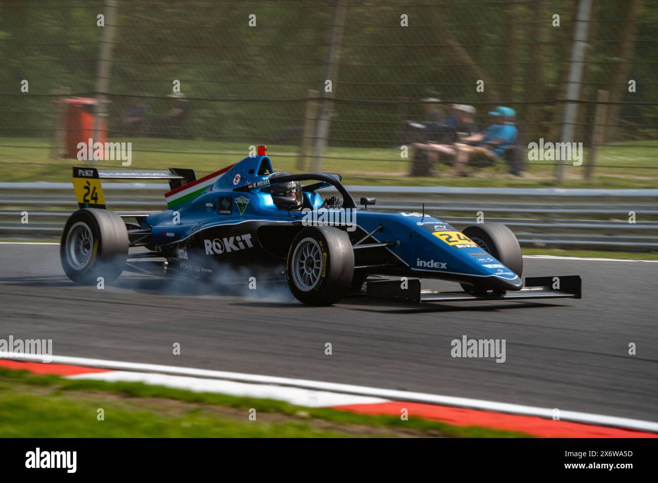 Martin MOLNÁR 24 Virtuosi Racing Qualifying Brands Hatch INdy at Brands ...