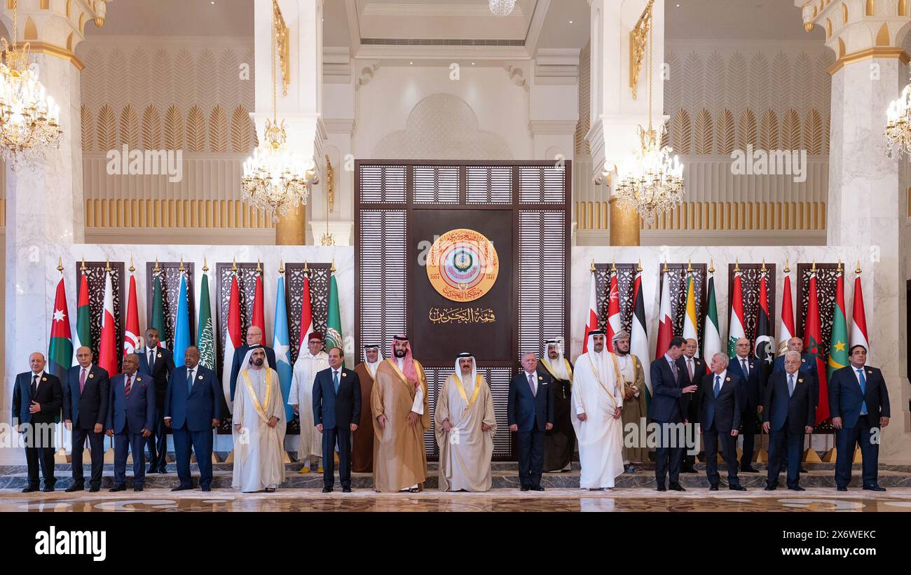Manama, Bahrain. 16th May, 2024. Bahrain's King Hamad bin Isa al-Khalifa (C) poses with Arab leaders ahead of the 33rd Arab League Summit in Manama in Bahrain, on Thursday, May 16, 2024, Photo by Bahrain News Agency/UPI Credit: UPI/Alamy Live News Stock Photo