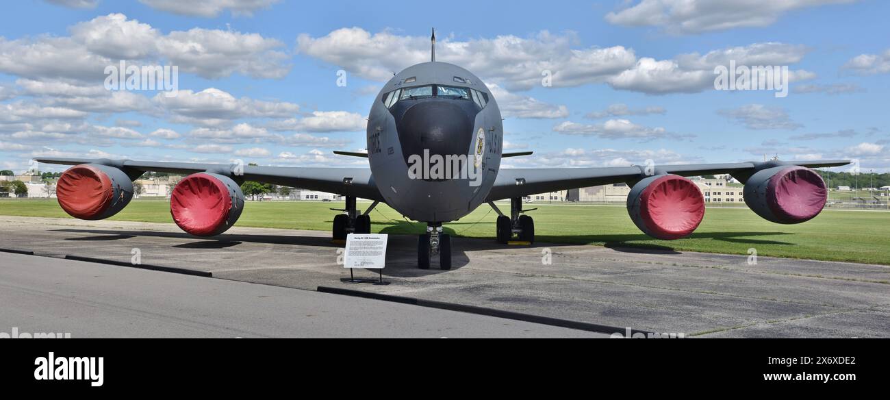 A U.S. Air Force KC-135R Stratotanker refueler on the tarmac at Wright ...