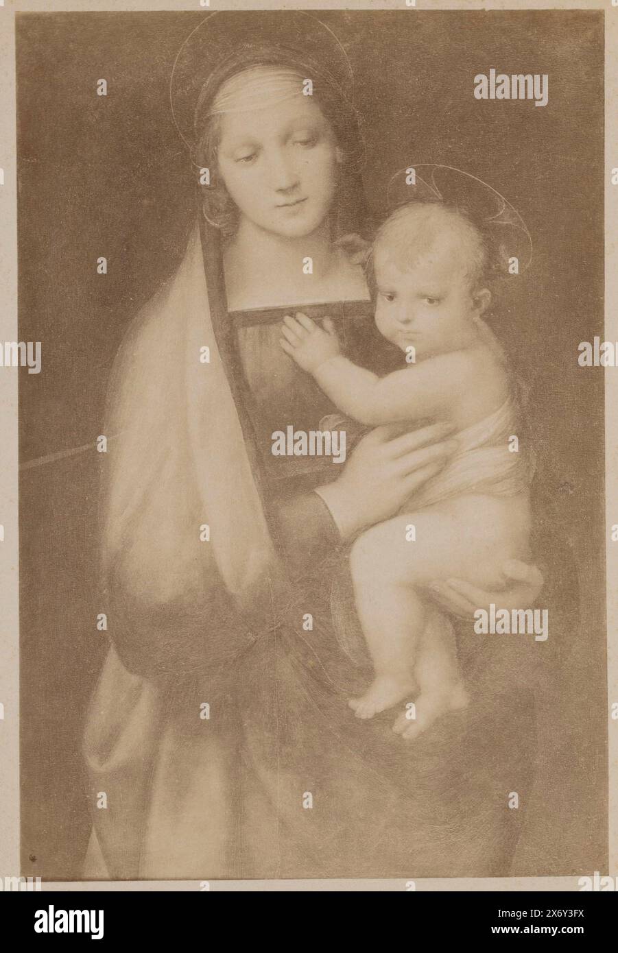 Photo reproduction of painting Madonna del Granduca by Raphael in the Galleria Pitti in Florence, Italy, Galleria Pitti. Madonna del Granduca (Raffaello) (title on object), Firenze (series title on object), photograph, Fratelli Alinari, (mentioned on object), after painting by: Rafaël, Florence, 1852 - 1890, cardboard, albumen print, height, 421 mm × width, 305 mm Stock Photo