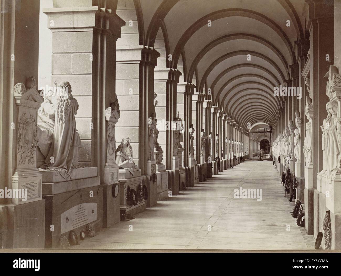 Sculpture gallery with funeral wreaths at the Staglieno cemetery in Genoa, Campo Santo de Genova. (title on object), Part of Travel album with photos and drawings by Manuel Mayo 1876., photograph, anonymous, Genua, 1850 - 1876, photographic support, albumen print, height, 205 mm × width, 280 mm Stock Photo