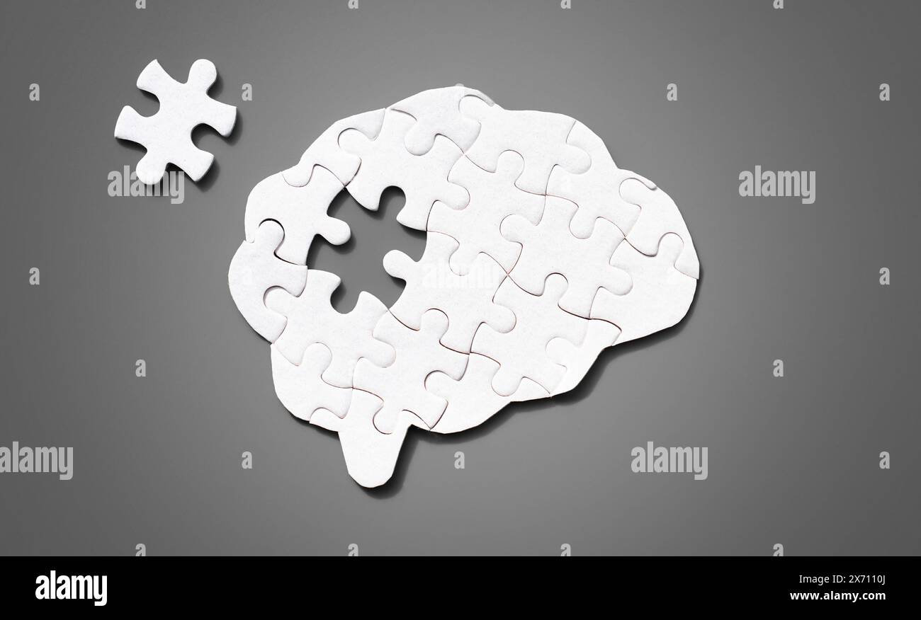 Puzzle assembly process hi-res stock photography and images - Alamy