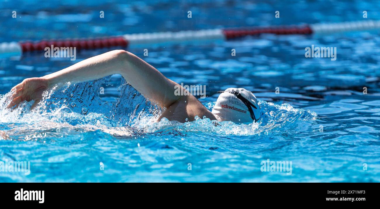 Hamburg, Germany. 17th May, 2024. A first swimmer does her laps in the ...