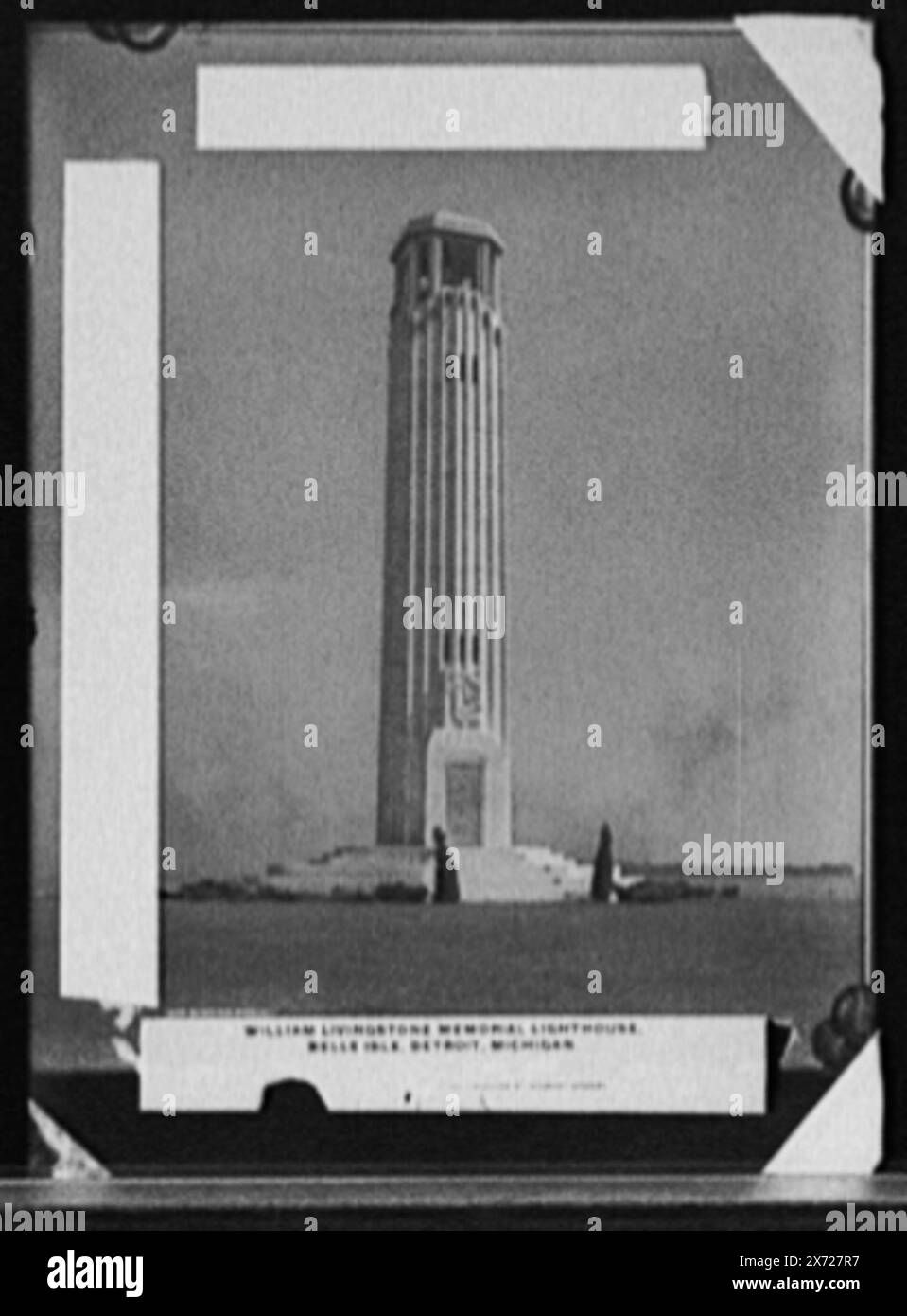 William livingstone memorial lighthouse hi-res stock photography and ...