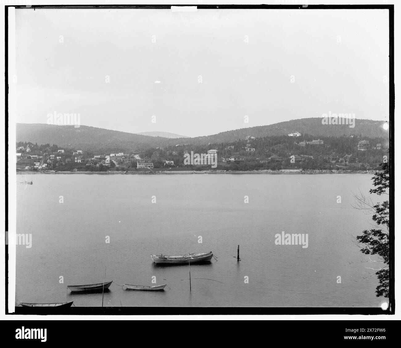 General view, Bar Harbor, Maine, Title from jacket., Includes what appear to be weirs., Videodisc images are out of sequence; actual left to right order is 1A-19326, 19325, 19324., Originally part of a four-part panorama; left section not in collection., Detroit Publishing Co. no. 037243., Gift; State Historical Society of Colorado; 1949,  Harbors. , United States, Maine, Bar Harbor (Town) Stock Photo