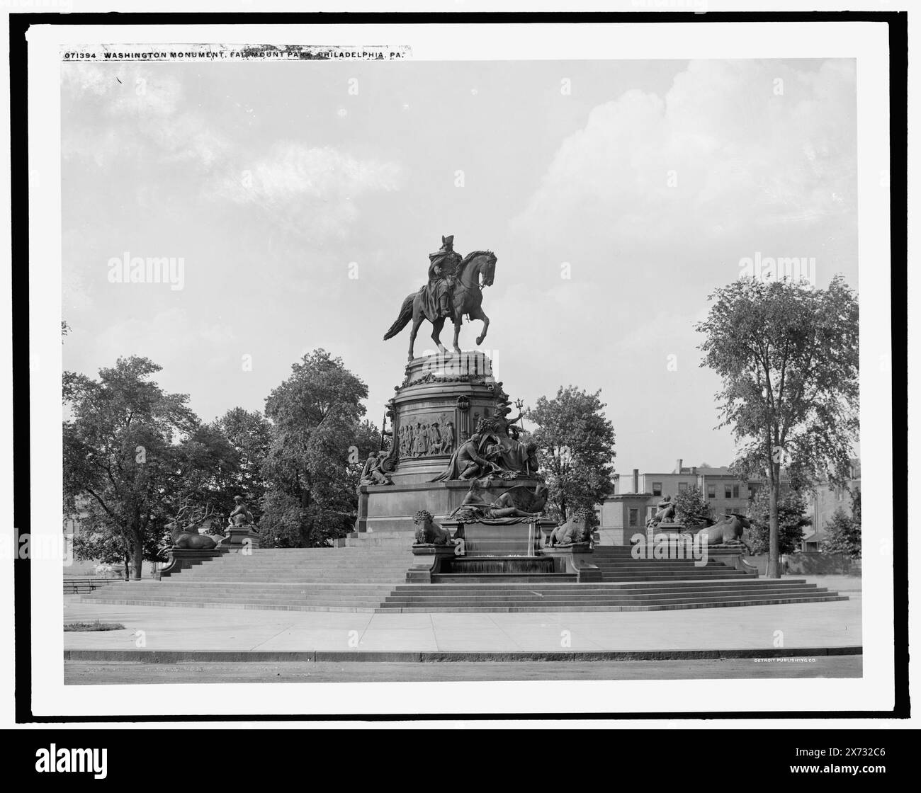 Pennsylvania state monument Cut Out Stock Images & Pictures - Alamy