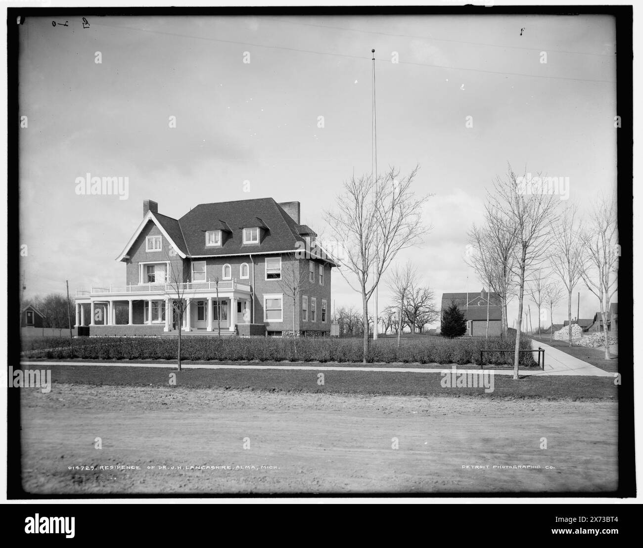 Residence of Dr. J.H. Lancashire, Alma, Mich., Date based on Detroit, Catalogue J Supplement (1901-1906)., 'G 20' on negative., Detroit Publishing Co. nos. 014729, 042832., Gift; State Historical Society of Colorado; 1949,  Dwellings. , United States, Michigan, Alma. Stock Photo