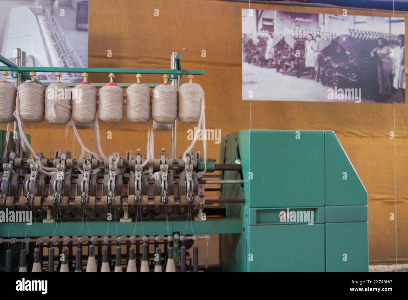 Ancient alpaca wool industrial process Stock Photo - Alamy