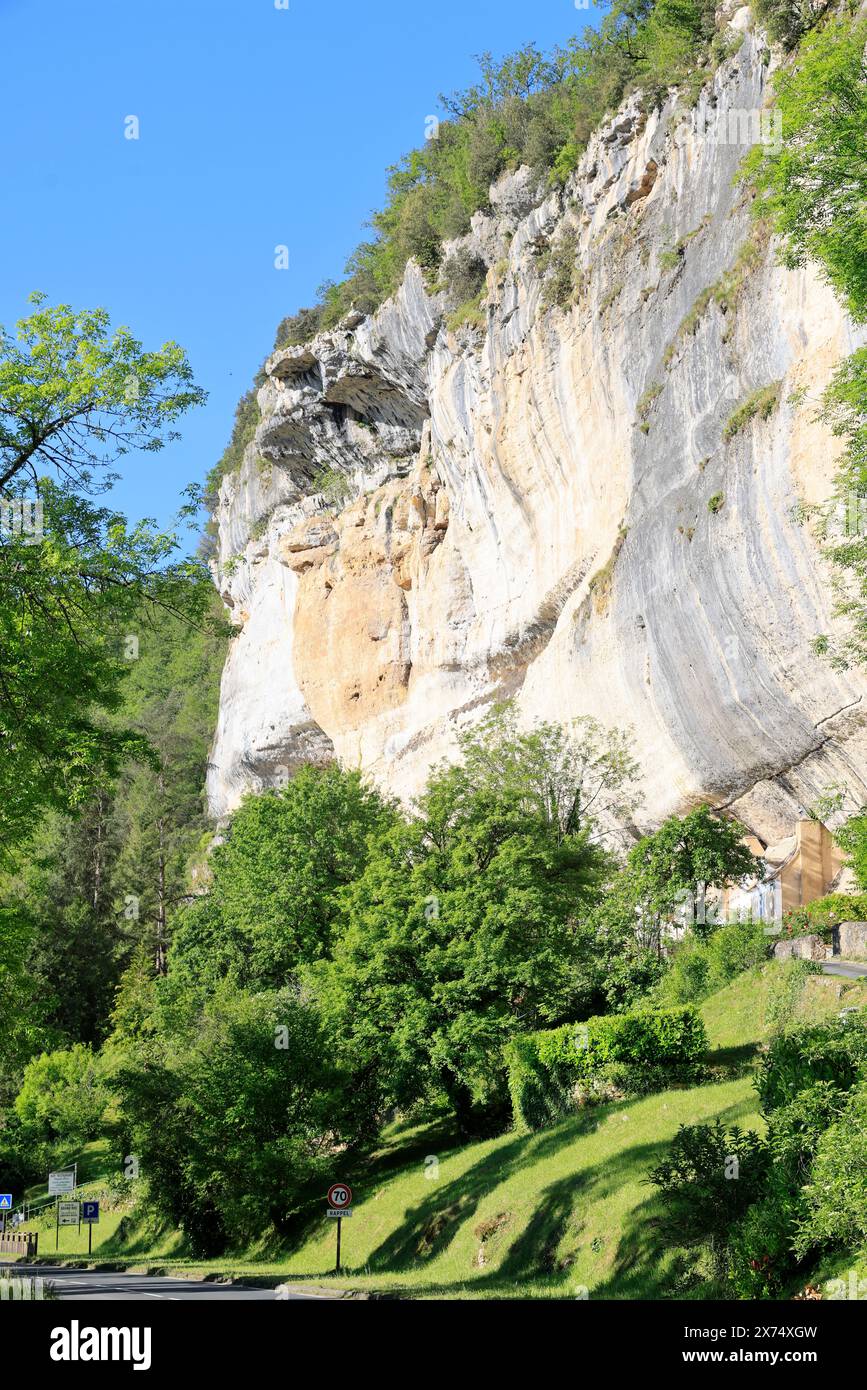 The prehistoric site of Laugerie-Basse, rock shelter in the commune of