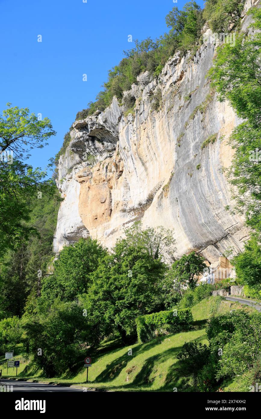 Commune Rocks The prehistoric site of Laugerie-Basse, rock shelter in the commune of ...