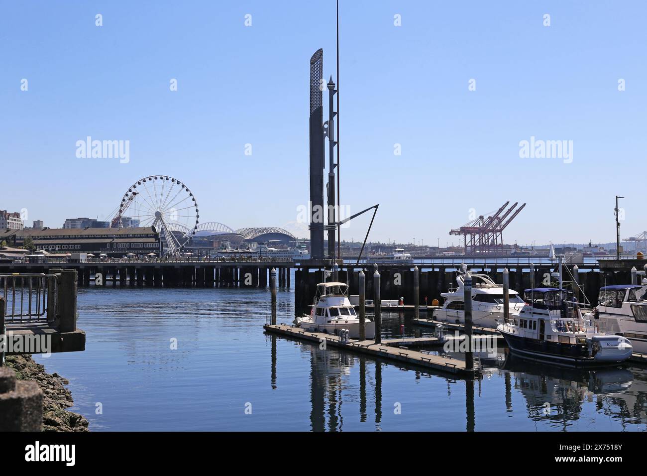 Waterfront, Alaskan Way, Seattle, Elliott Bay, Puget Sound, King County, Washington State, USA, Gulf of Alaska, North America Stock Photo