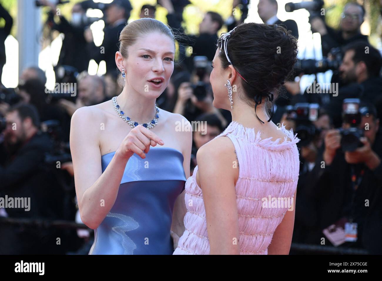 cannes-france-17th-may-2024-margaret-qualley-and-hunter-schafer
