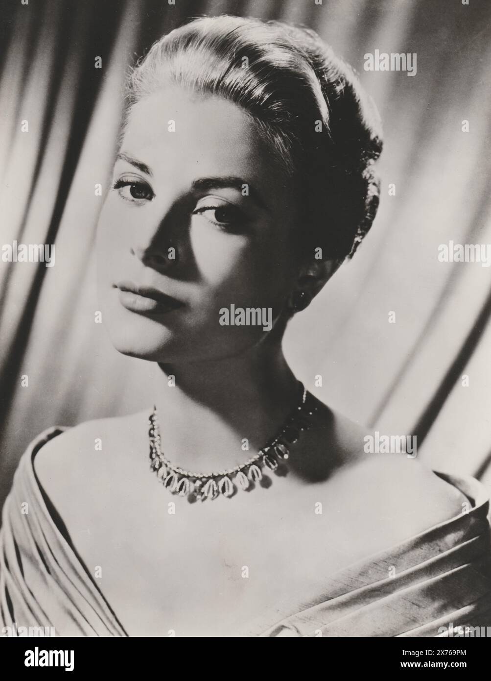 Photo Portrait De Grace Kelly – Format 55 X 80 Cm – Neuf Sous Emballage D'origine – Fabriqué En France