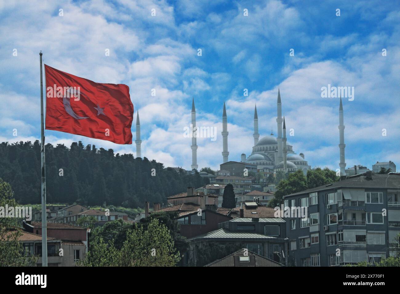 The Blue Mosque (Sultanahmet Mosque) in Istanbul, Turkey Stock Photo ...