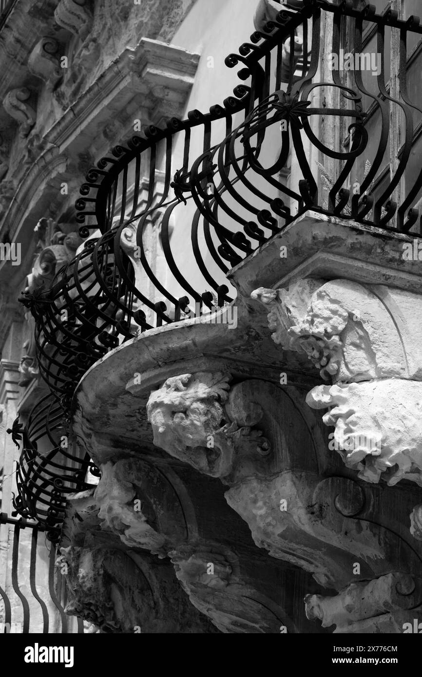 Ancient limestone statues Black and White Stock Photos & Images - Alamy