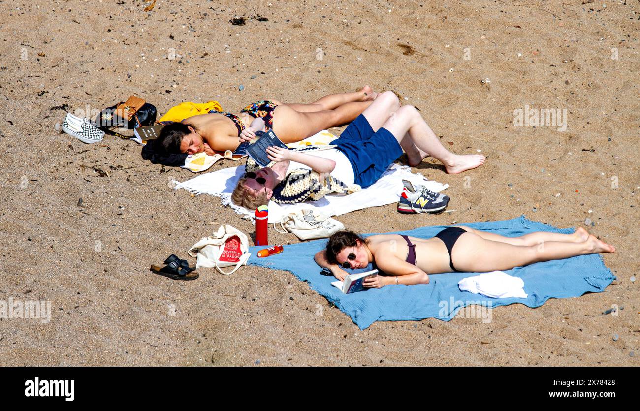 St Andrews, Fife, Scotland, UK. 18th May, 2024. UK Weather St Andrews