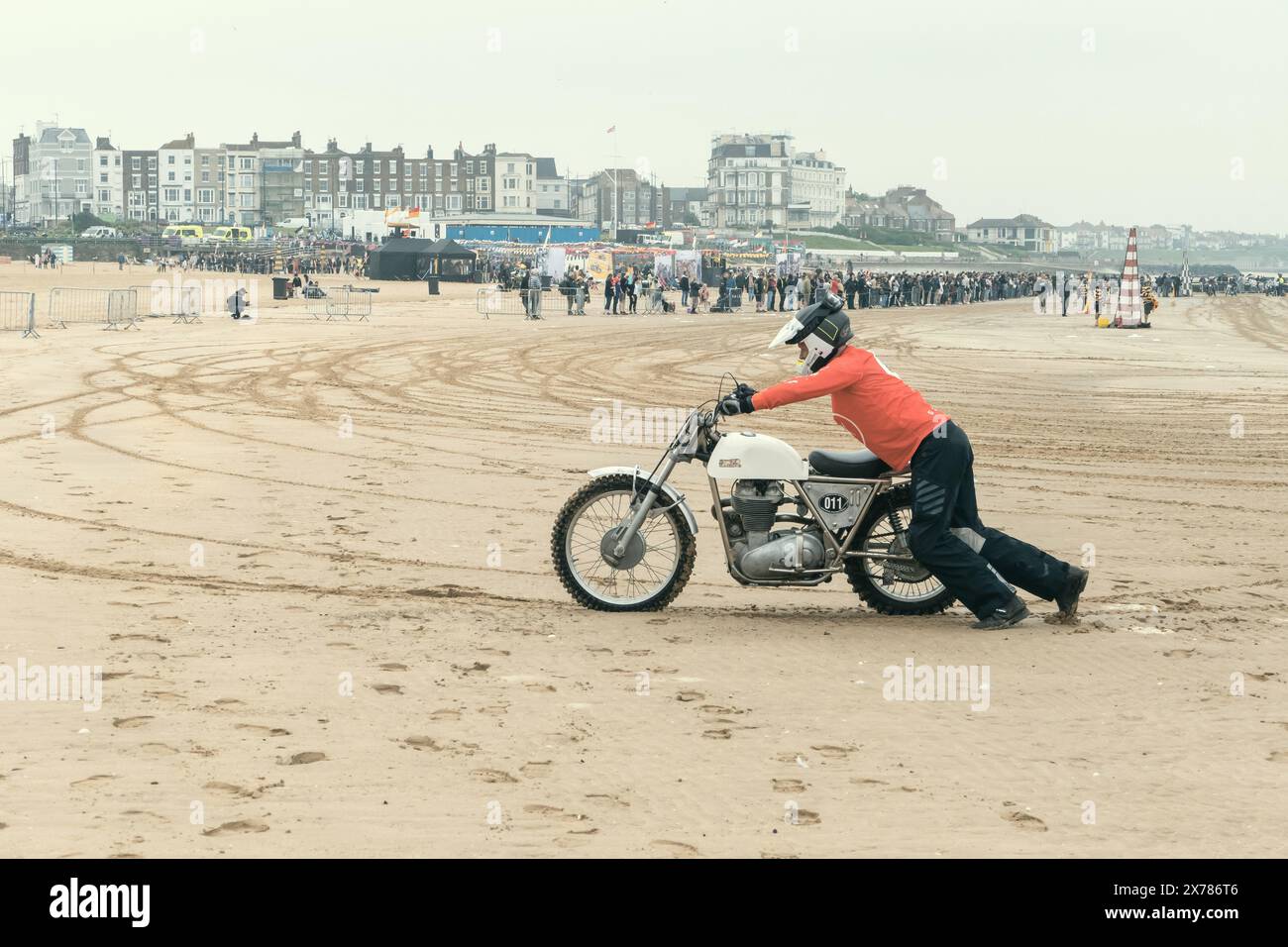 Margate mile beach race hires stock photography and images Alamy